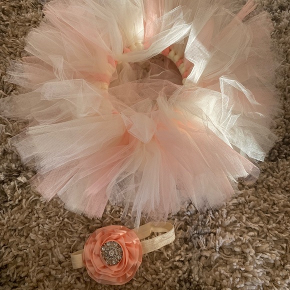 Custom made tutu and headband for newborn photos - Picture 2 of 2